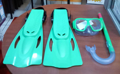 Imagen 2 de 4 de Equipo De Buceo Snorkel Respirador Y Aletas Niños