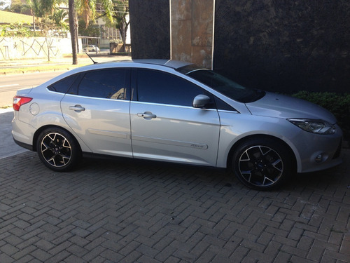 Imagem 6 de 14 de Ford Focus Sedan 2.0 S Powershift Flex 2015