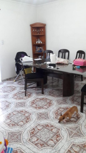 Imagen 2 de 11 de Departamento 4 Ambientes En 1er Piso Por Escalera