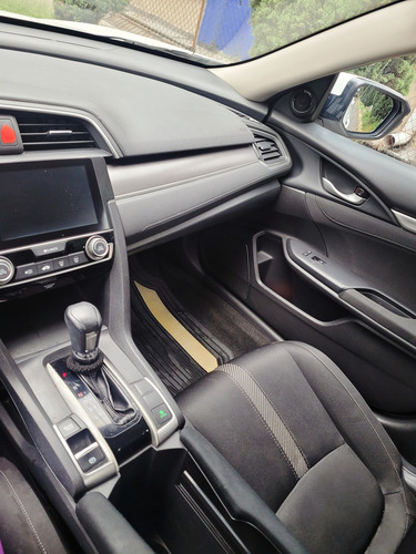 Honda Civic 1.5 Turbo Cvt