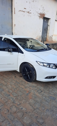 Imagem 5 de 15 de Honda Civic 2013 1.8 Lxl Flex Aut. 4p