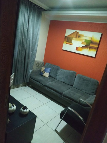 Imagem 14 de 25 de Casa Geminada 3 Qrts. 4 Vgas Independente No Cabral - 4213