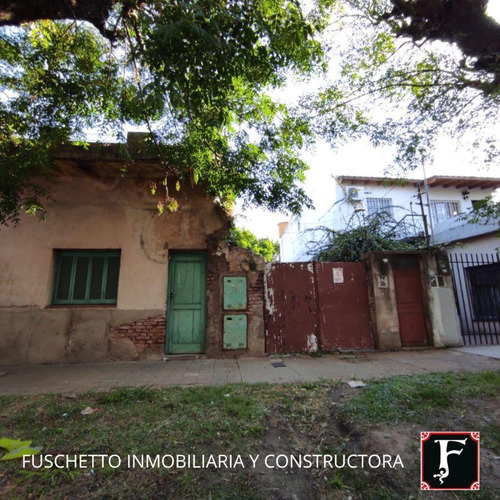 Lote A La Venta En El Barrio De Tapiales.