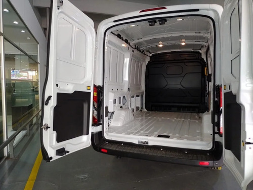 Imagen 10 de 22 de Ford Transit Brenson Bariloche*
