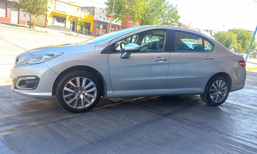 Imagen 2 de 12 de Peugeot 408 2018 1.6 Feline Hdi 115cv - Permuto Financio