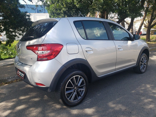 Imagem 9 de 15 de Renault Sandero Intense 1.6 Flex Aut 2020