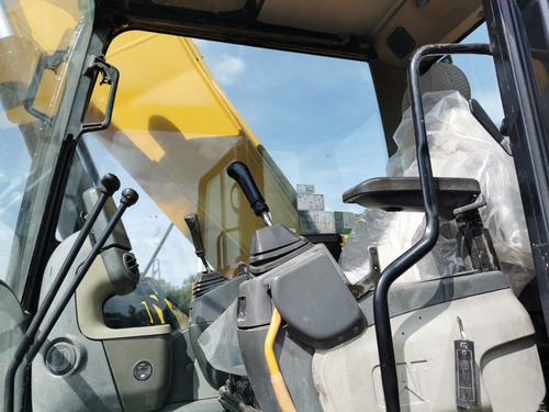 Imagen 8 de 14 de Excavadora Caterpillar 324dl 2008
