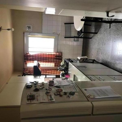 Semipiso De 4 Ambientes, Muy Buena Ubicación !!!