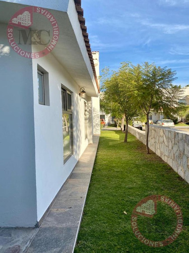 Casa En Venta En Rancho San Antonio Al Norte De La Ciudad