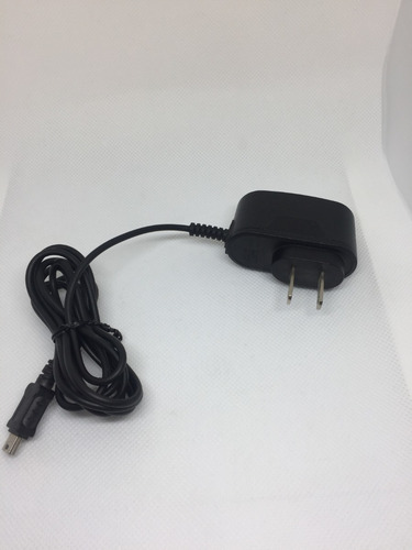 Kit De Coche Con Altavoz Bluetooth Motorola T505 (Usado)