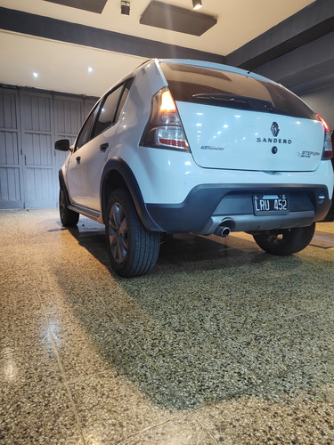 Renault Sandero Stepway 1.6 Rip Curl 105cv