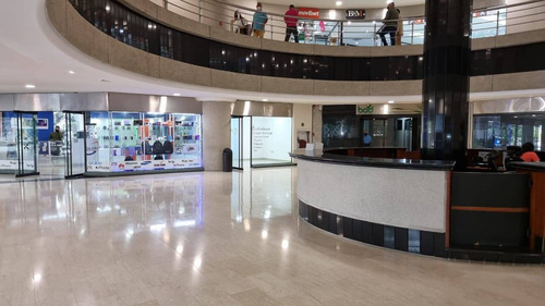 Imagen 2 de 14 de 134686 Venta Local Centro Corporativo La Viña Plaza Valencia