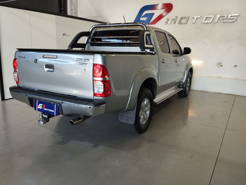 Toyota Hilux SW4 SR 4x2 2.7/ 2.7 Flex 16V Aut.