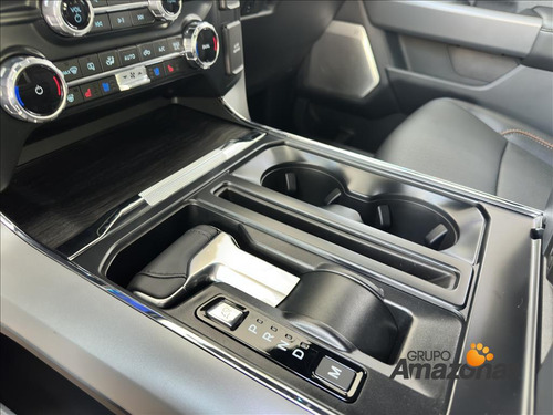 Ford F-150 5.0 V8 GASOLINA CD LARIAT FX4 AUTOMÁTICO