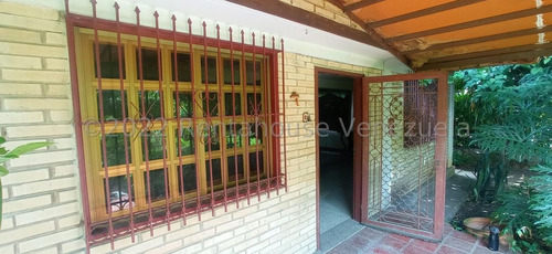 *al/¡una Joya En Venta! Casa En El Centro Barquisimeto Lara, Venezuela/arnaldo López/ # 25-12156 /656 M²