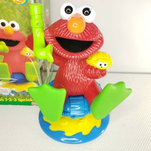 Vendo Rociador, Regador De Césped Jardín Tyco Figura Elmo