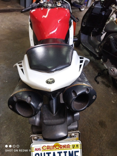 Imagen 10 de 12 de Yamaha R1 R1