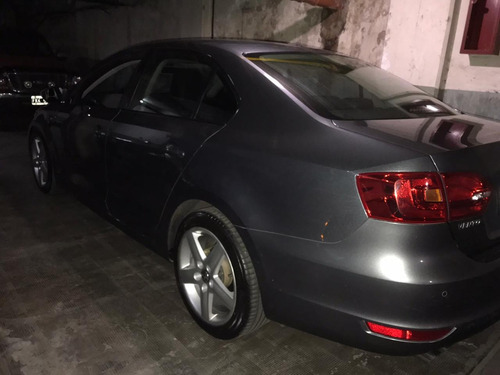 Volkswagen Vento 2.5 Luxury 170cv Tiptronic 2013