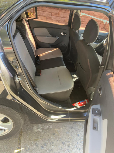 Renault Logan 1.6 Privilege 105cv