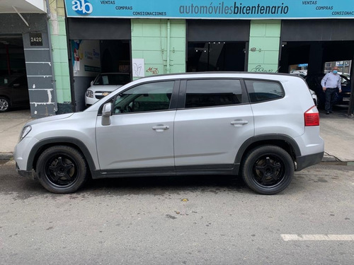 Imagen 2 de 10 de Chevrolet Orlando Ls Die2.0cc Mt 2014