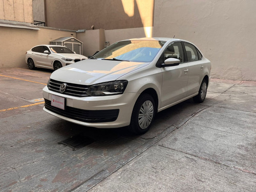 Volkswagen Vento 1.6 Starline At