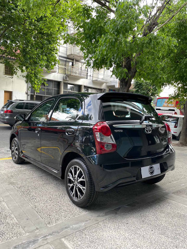 Imagen 14 de 18 de Toyota Etios 2022 1.5 Xls At