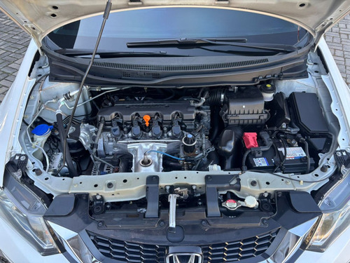 Honda Civic Sedan LXR 2.0 Flexone 16V Aut. 4p
