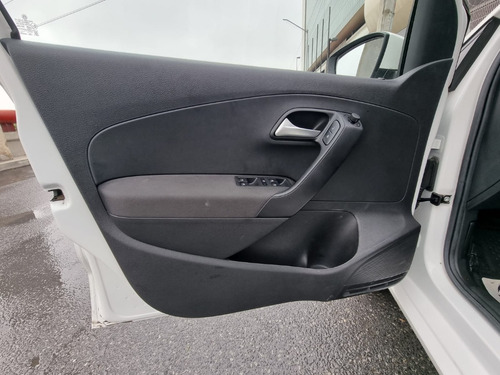 Imagen 14 de 15 de Volkswagen Polo 2020 Confortline