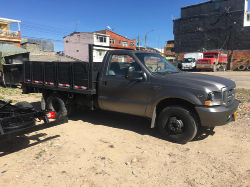 Ford Tritón V8 2004