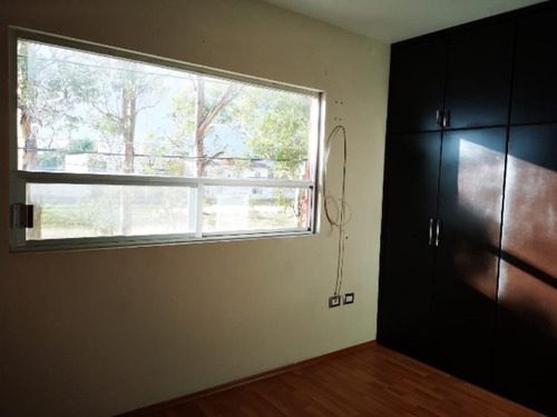 Imagen 7 de 10 de Casa Sola En Venta Fracc Fstse