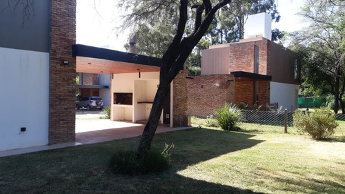 Imagen 8 de 11 de Vendo Duplex En Villa Allende