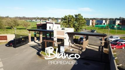 Imagen 2 de 20 de Imperdible! Excelente Lote De 370 Metros Dentro Del Barrio Cerrado El Aljibe - Manzanares