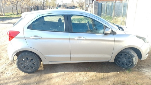 Imagen 8 de 8 de Ford Ka 2017 1.5 S 5 P