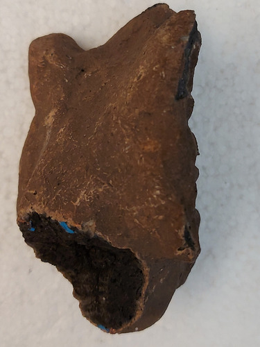 Antiguo Rostro De Barro Y Tezontle Con Detalles Estéticos (Usado)
