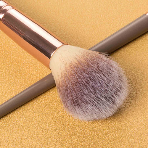 Brocha Bronceadora K De Doble Punta Para Contornear Y Difumi