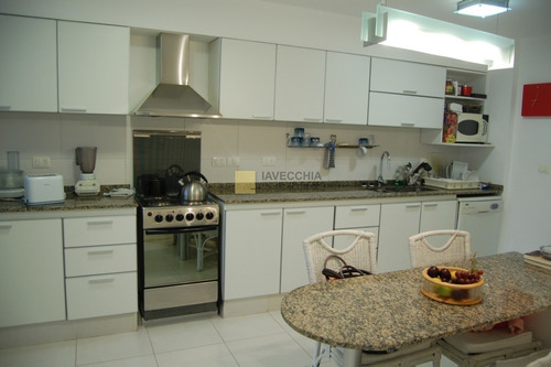 Imagen 17 de 22 de Venta De Apartamento De 3 Dormitorios En La Brava