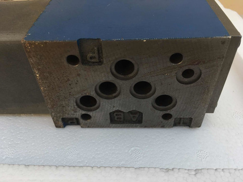 Servovalvula Arburg Rexorth 5wrpe10f1b70l-2x/g24k0/b5m (Usado)