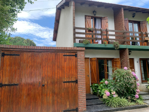 Gran Dúplex Con Amplio Patio En Costa Azul