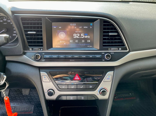 Imagen 9 de 13 de Hyundai Elantra 1.6 Gl 2ab Ac