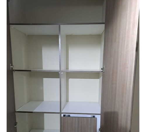 Angamos / Marin, Tipo Mariposa, 2 Dorm, 2 B, Bod, Impecable.