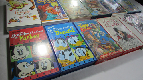 Lote De 14 Peliculas Vhs En Caja De Carton, Varias.