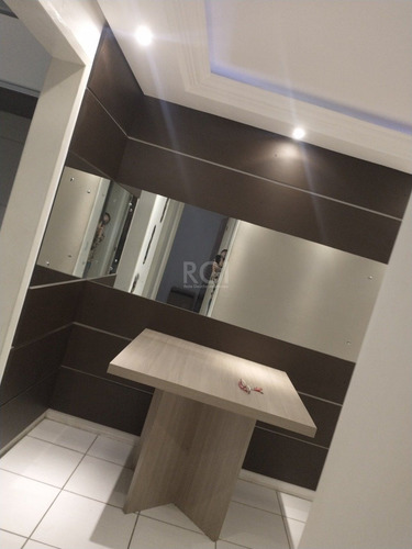 Apartamento Em Camaquã Com 2 Dormitórios - Mt6648