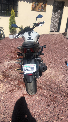 Motocicleta Dominar 400 Ug 2018 De Color Blanco