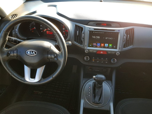 Imagen 8 de 11 de Kia Sportage 2.0 4x2