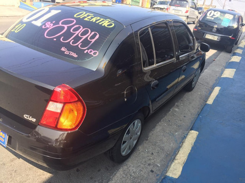 Renault Clio 1.0 2001 M & F Veículos