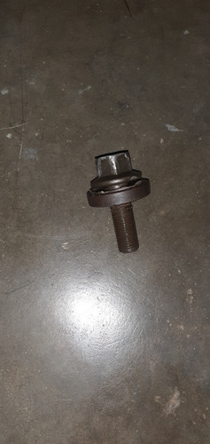 Tornillo Damper Mazda 3 2.0 Mazda 6 2.3   