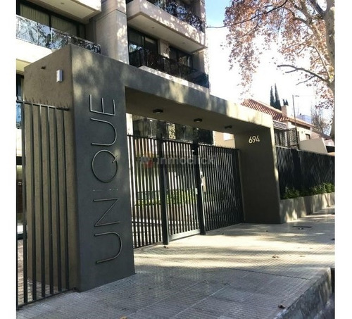 Imagen 1 de 9 de Departamento En Complejo Residencial Con Piscina