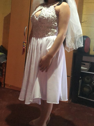 Imagen 2 de 3 de Vestido De Novia