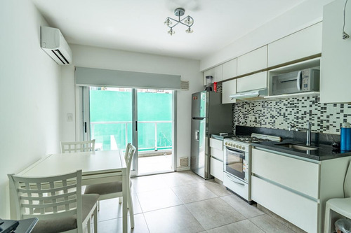 Imagen 1 de 13 de Departamento Monoambiente En Venta - Centro.