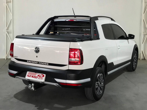 Imagem 3 de 15 de Vw Saveiro 1.6 Cross Cd - 2019